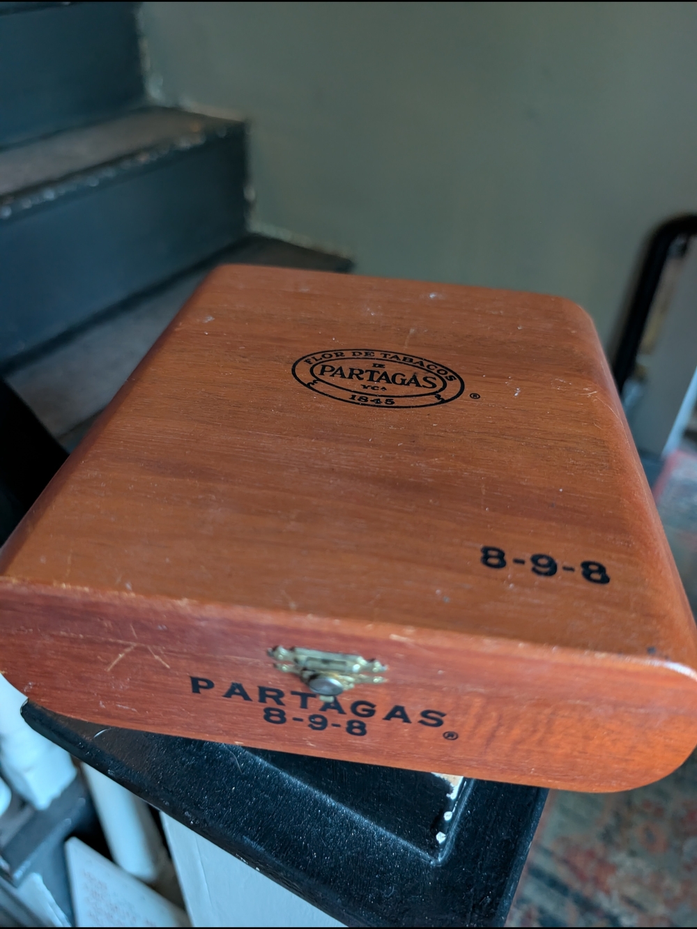 Partagas 8-9-8 Wooden Cigar Box - Natural Brown